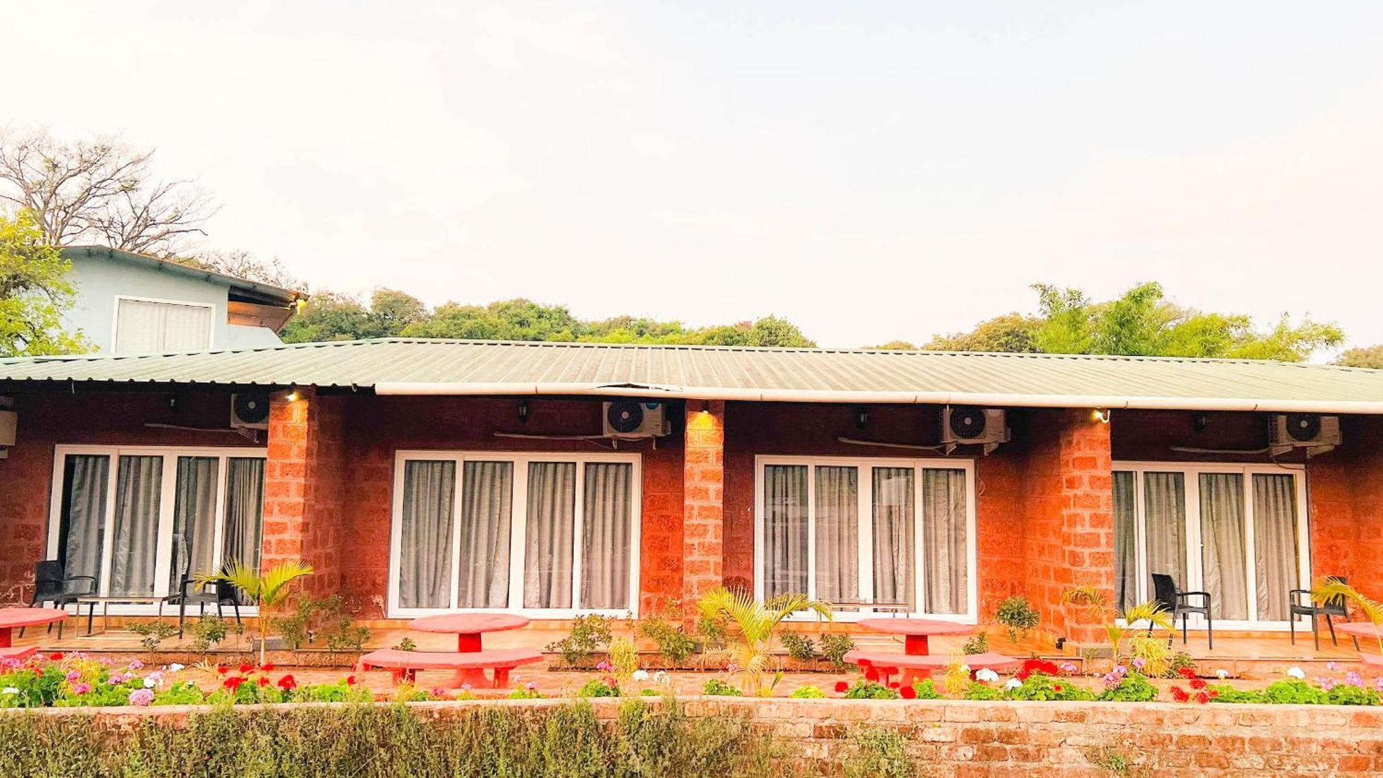 Shardul Heritage The Resort Mahābaleshwar Eksteriør billede